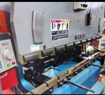 ニコテック　プレスブレーキ　RFB-8020